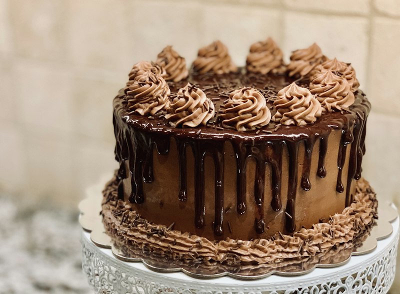 Tarta de tres chocolates